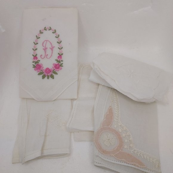 5 vintage embroidered handkerchief's - Picture 1 of 7